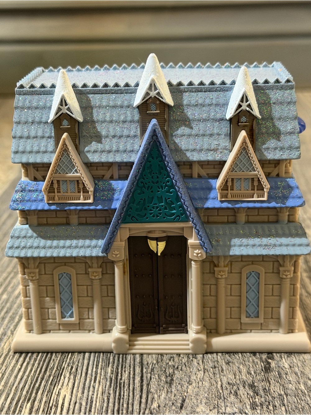 Disney Store Littles Frozen Arendelle Castle Playset Dollhouse Mini Travel